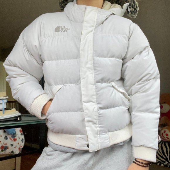 THE NORTH FACE 550 WHITE PUFFER JACKET